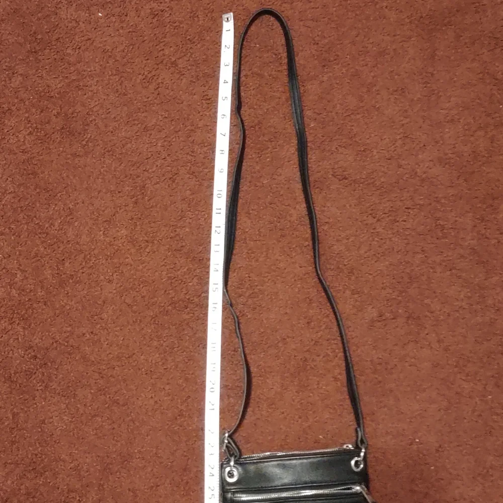 Crossbody leather looking purse. - Picture 8 of 9